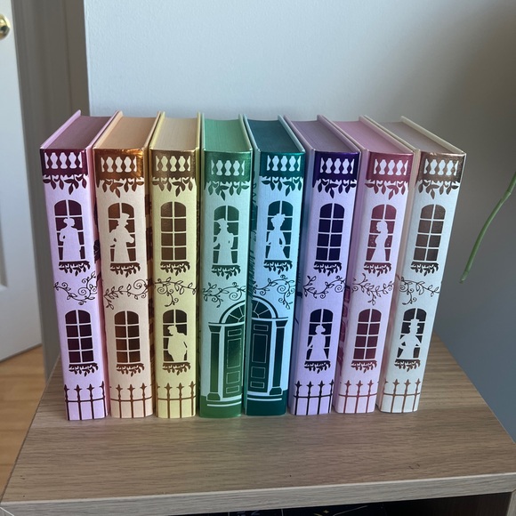 Bridgerton Illumicrate Special Edition Collectors Set - Picture 3 of 5